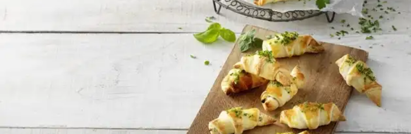 Recept: een heerlijke apero! Maak croissants met roomkaas