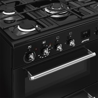 Smeg CX93GMBL Fornuis 90x60 cm - Gas - 5 kookzones - 3 ovenruimte - Pyrolyse reiniging - Mat zwart-3