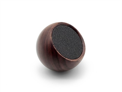 Gingko THE TUMBLER Selfie Speaker natural walnut wood